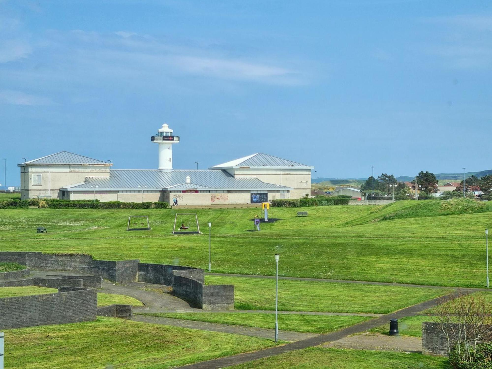 Апартаменти 5 Dunluce Park - Portrush By The Sea Екстер'єр фото