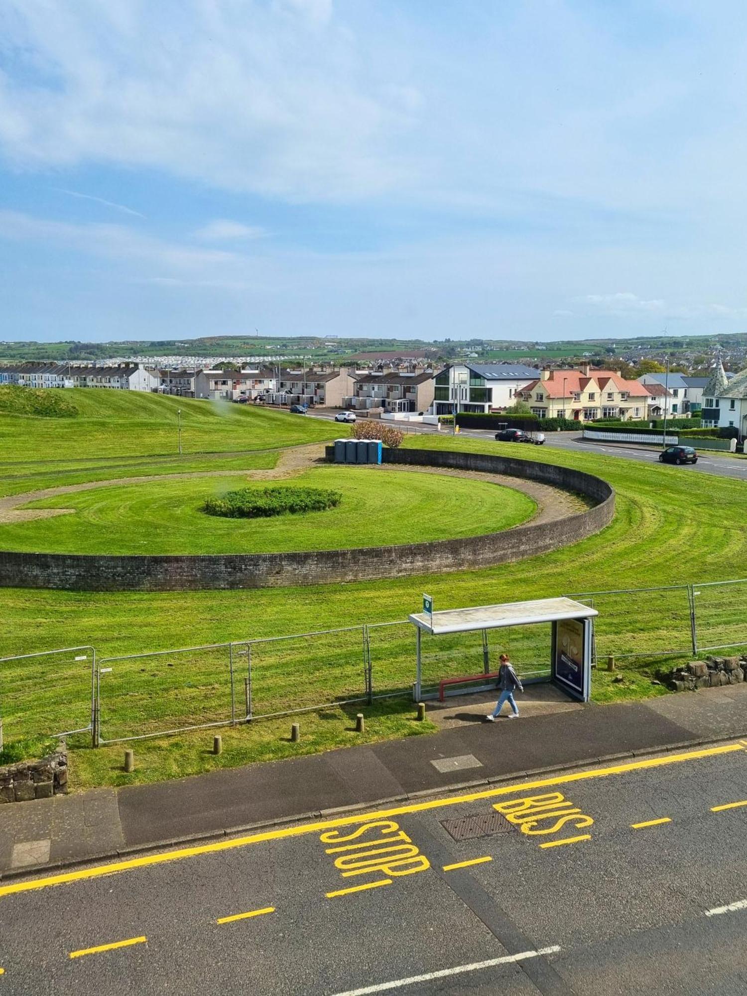 Апартаменти 5 Dunluce Park - Portrush By The Sea Екстер'єр фото