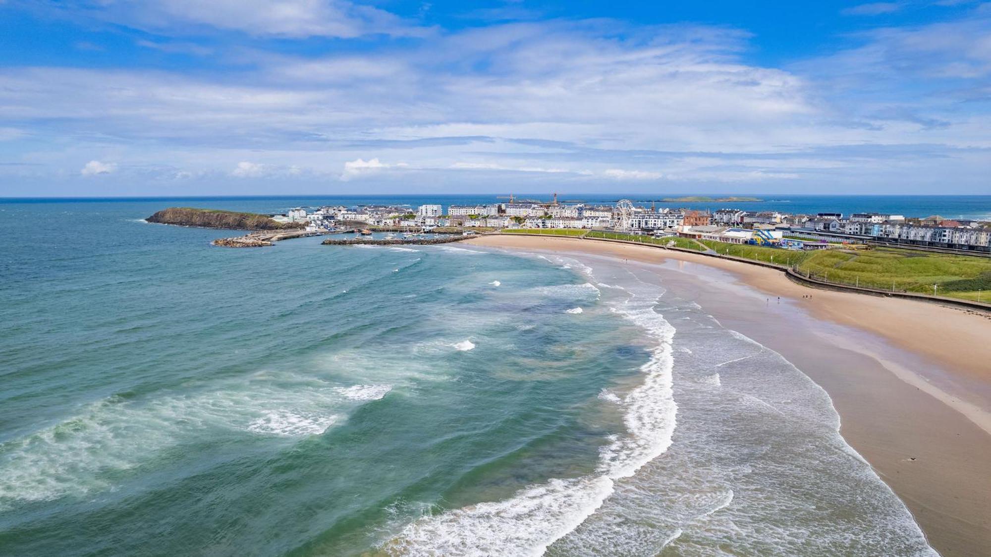 Апартаменти 5 Dunluce Park - Portrush By The Sea Екстер'єр фото