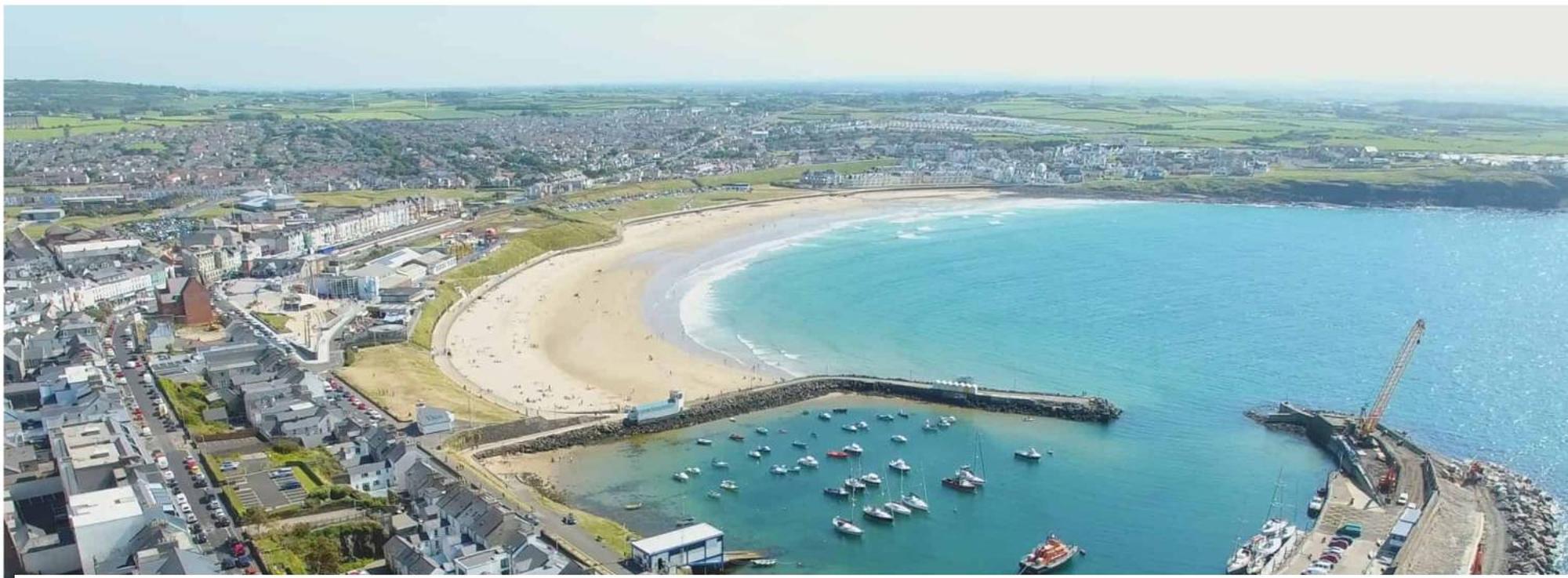 Апартаменти 5 Dunluce Park - Portrush By The Sea Екстер'єр фото